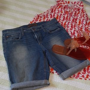 Joe's size 29 rolled cuff Bermuda Jean shorts